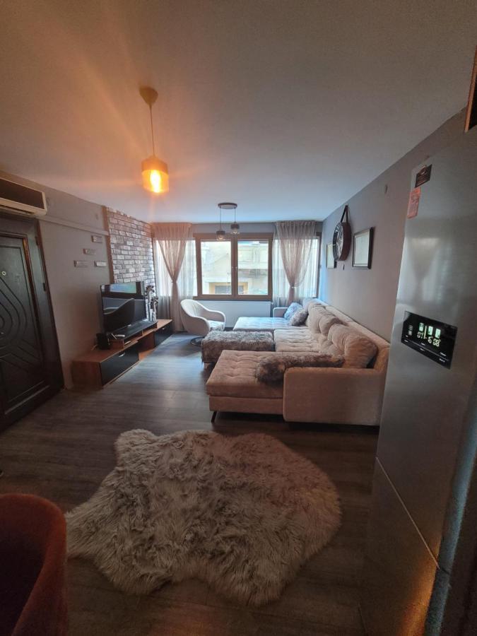 Hayat Apartman Apartment Izmir Exterior photo